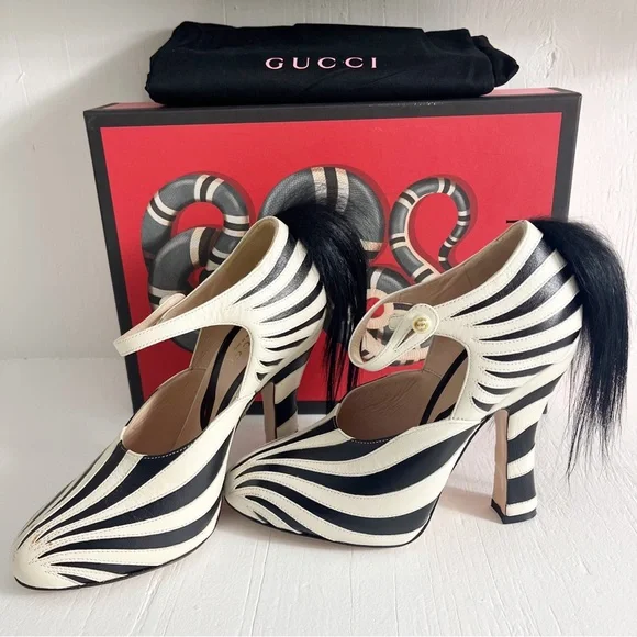 Gucci Runway Lesley Zebra Stripe Mary Jane Pumps Size 6.5 Two Tone Black Ivory